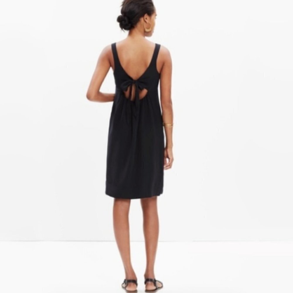 100% silk black dress open back tie bow minimalist classy date night dress party